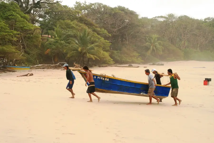 Fishermen on the beach at Nosara